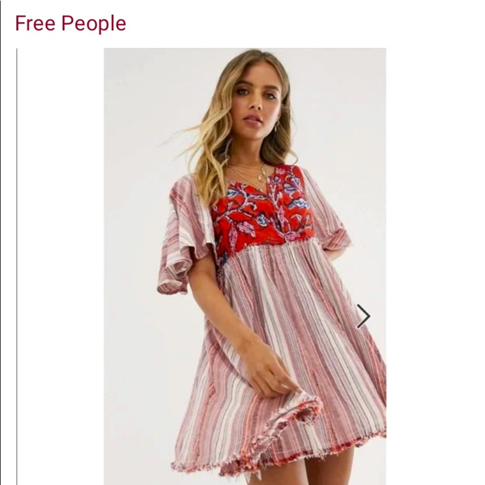 COPY - Free people small red
colorblock stripped floral
print short flared slee…